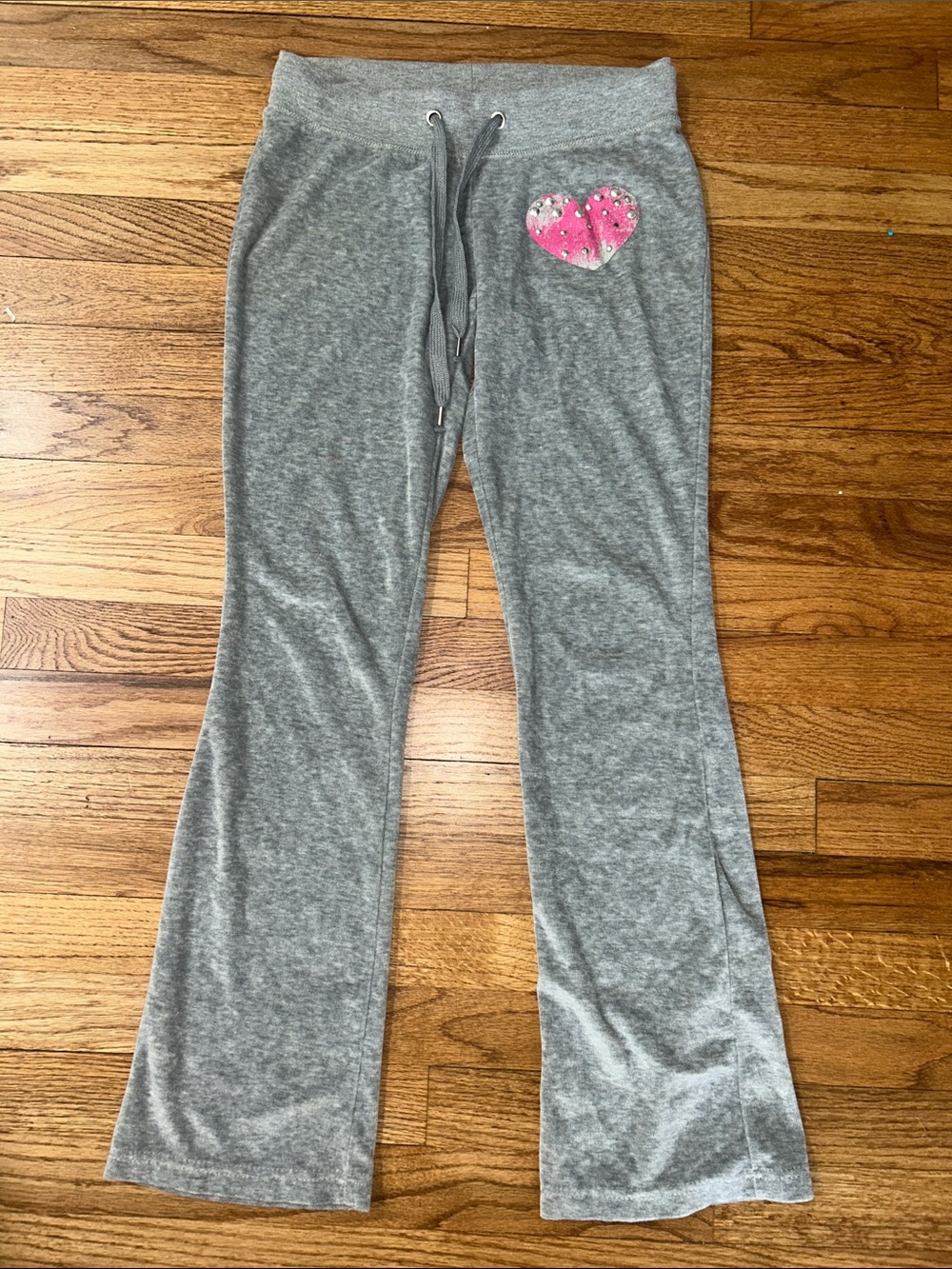 Sweet Lips Gray Lounge Sweatpants with Pink Heart Accent sz Small